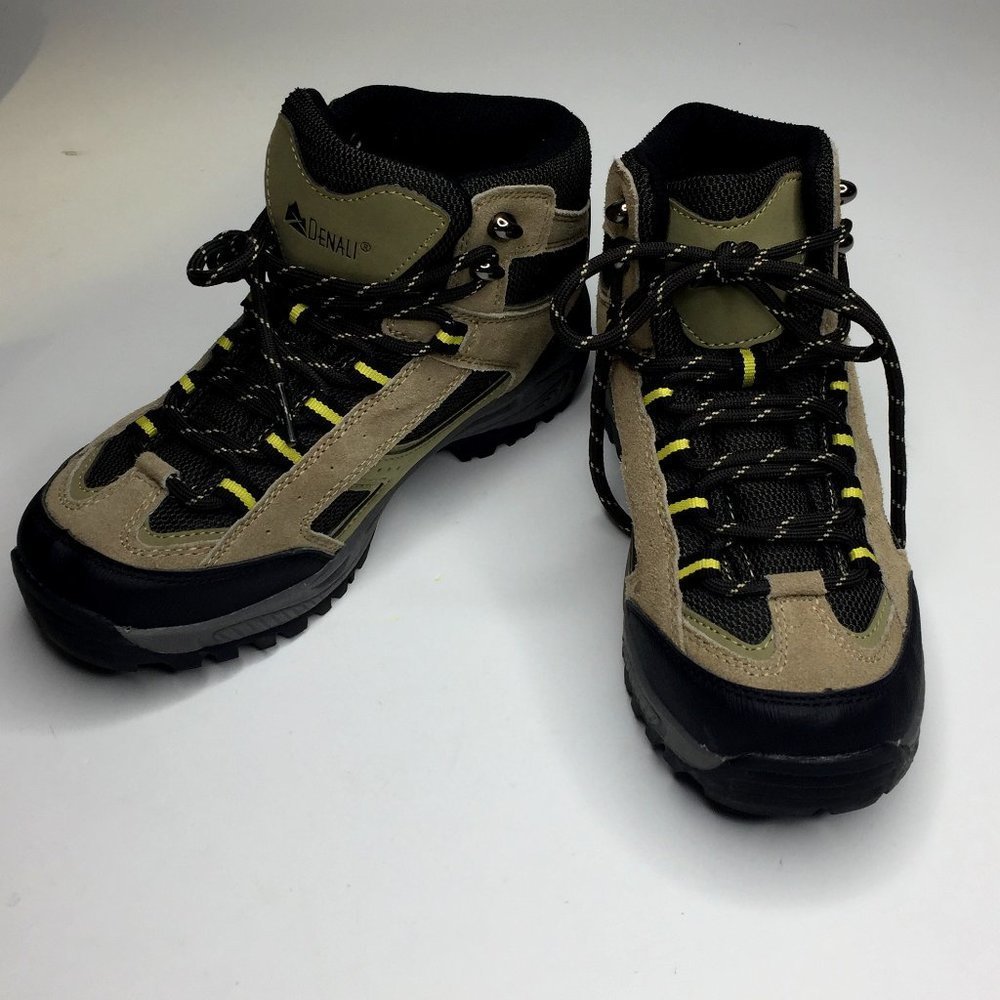 Denali unisex size 4 hiking boots brown/black.